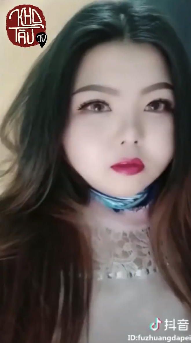 Con gái trước và sau khi trang điểm: Sức mạnh đổi trắng thay đen là có thật! Con gái trước và sau khi trang điểm: Sức mạnh đổi trắng thay đen là có thật!