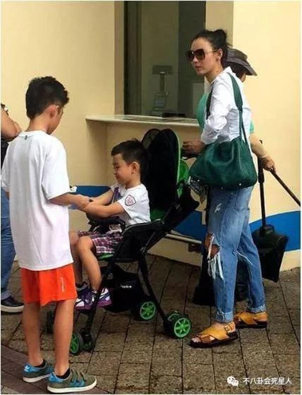 Mải yêu nhưng Tạ Đình Phong vẫn để tài sản cho con, Trương Bá Chi nói: Không động một xu