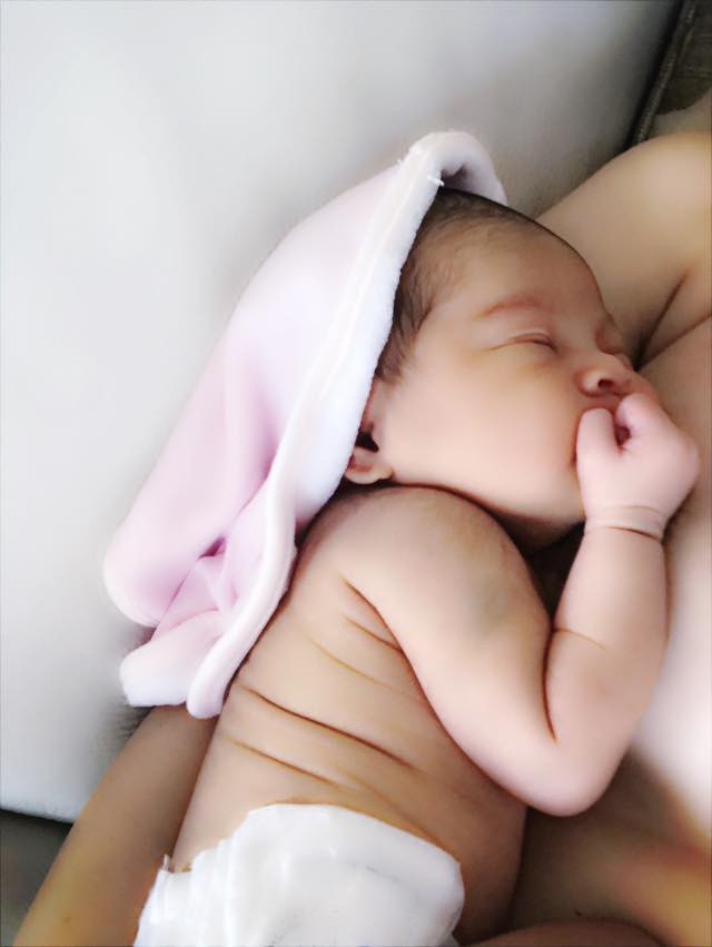 Thanh Thảo chia sẻ bỡ ngỡ lần đầu làm mẹ, tiết lộ vẫn phải loay hoay mỗi ngày