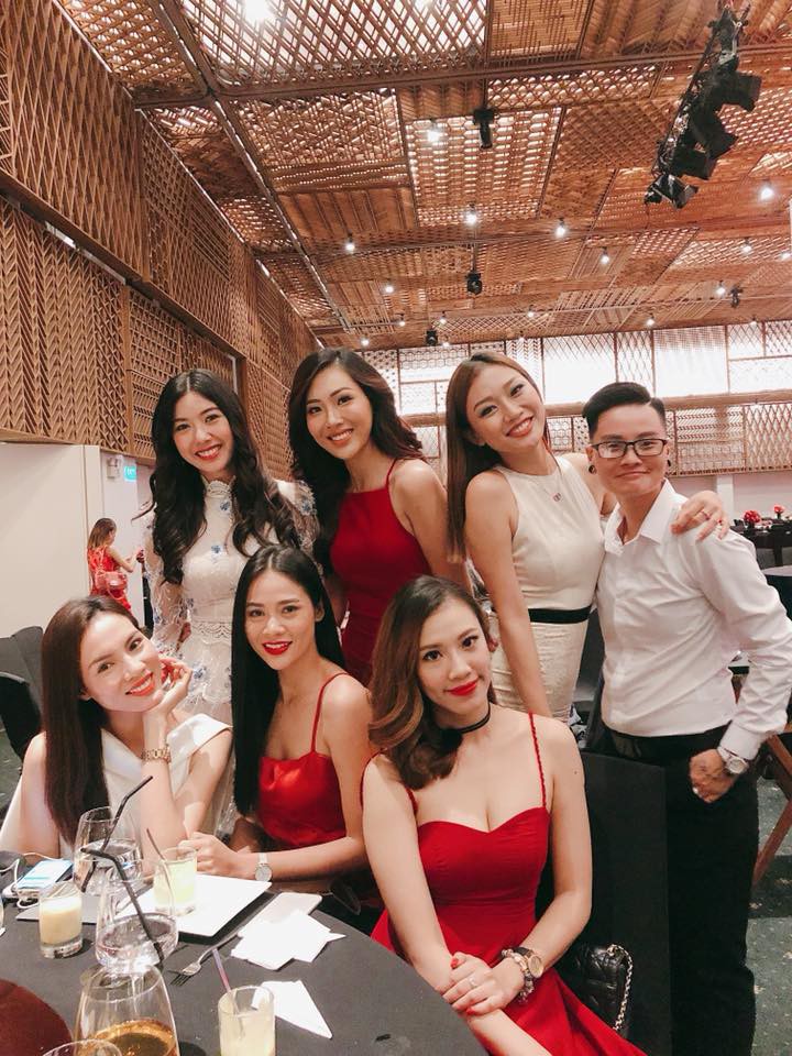 Đụng mặt Lan Khuê và tình cũ John Tuấn Nguyễn, Thúy Vân tảng lờ như không quen