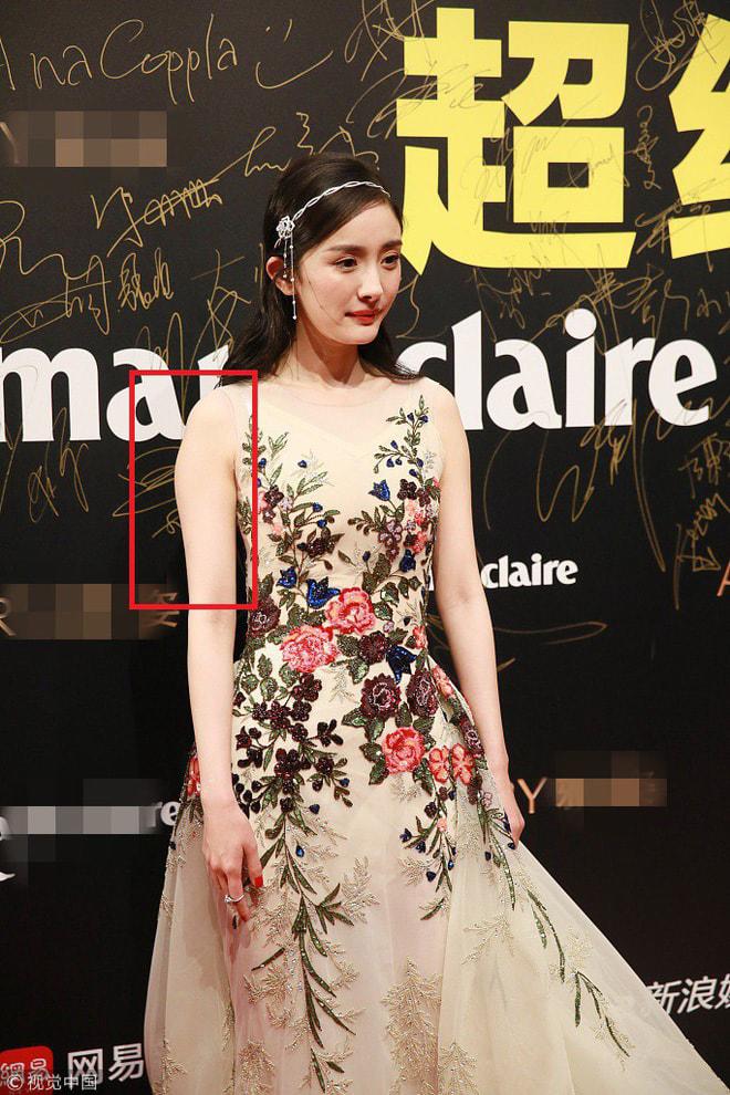 Lựa chọn những kiểu đồ này, vai u thịt bắp như Phạm Băng Băng cũng có cách để trị