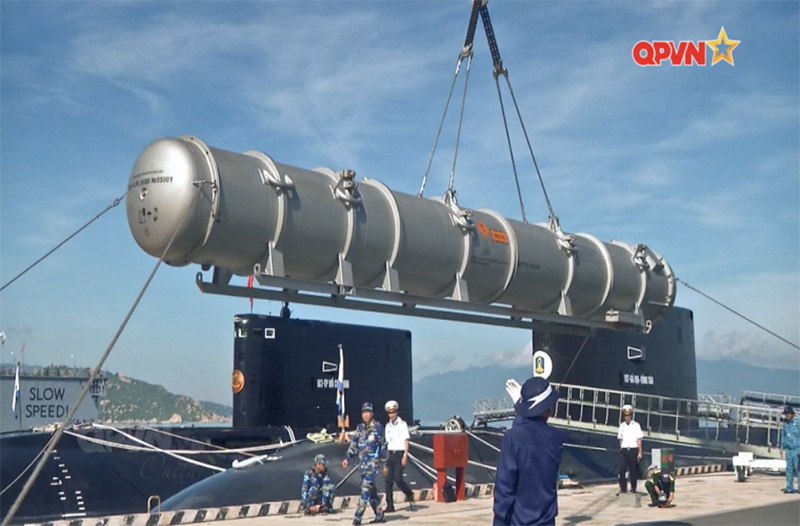 Lực lượng tàu ngầm Việt Nam: Đi sau về đích trước