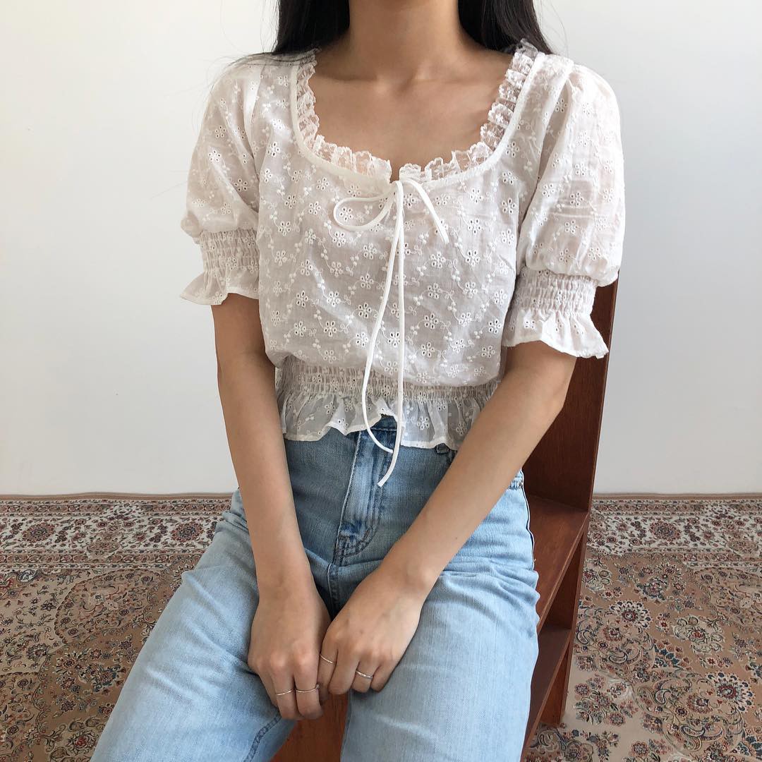 10 kiểu áo blouse hot nhất hiện nay, ngắm rồi chỉ muốn sắm cho bằng hết để mặc 10 kiểu áo blouse hot nhất hiện nay, ngắm rồi chỉ muốn sắm cho bằng hết để mặc