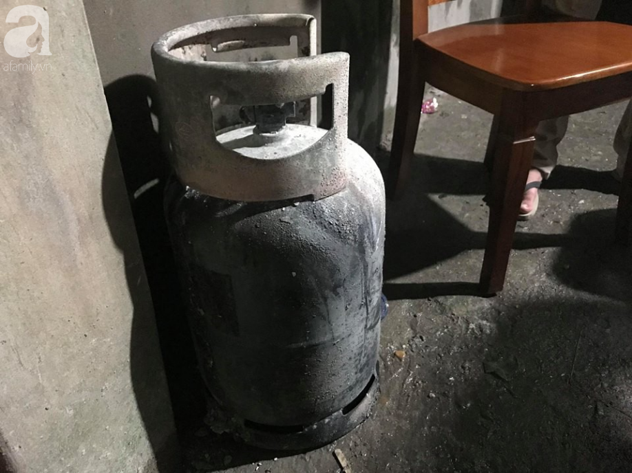 Con rể khóa trái cửa nhốt 3 con, đốt nhà, đâm bố vợ: Tao chỉ đâm chết bố mẹ mày, còn mày tao để nuôi con tao