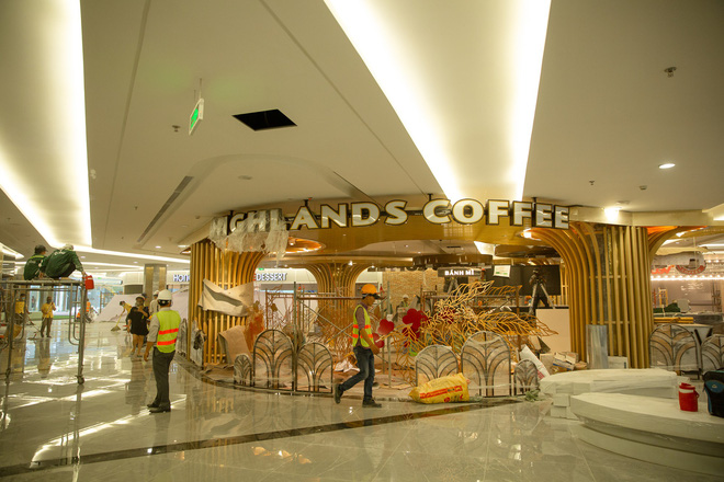 4 ngày trước khi khai trương, tòa nhà cao nhất Việt Nam hiện ra sao?