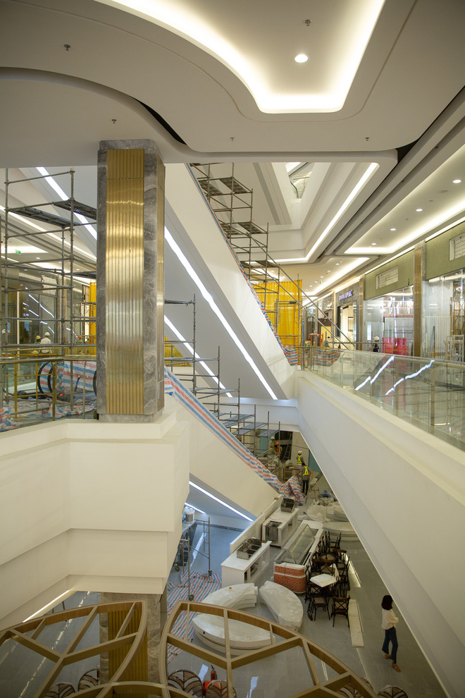 4 ngày trước khi khai trương, tòa nhà cao nhất Việt Nam hiện ra sao?