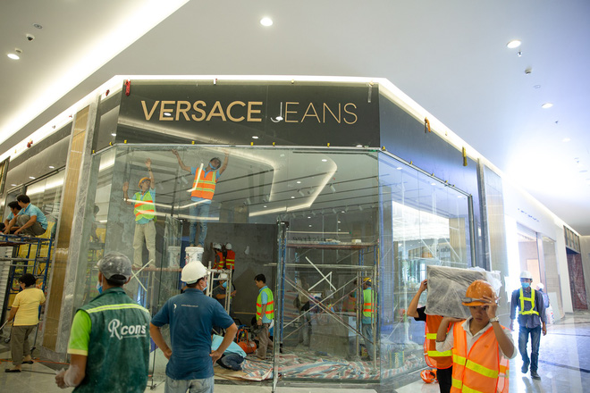 4 ngày trước khi khai trương, tòa nhà cao nhất Việt Nam hiện ra sao?