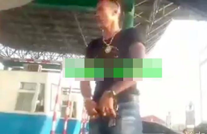 Công an thông tin vụ nam thanh niên vạch quần ở trạm BOT Nam Định