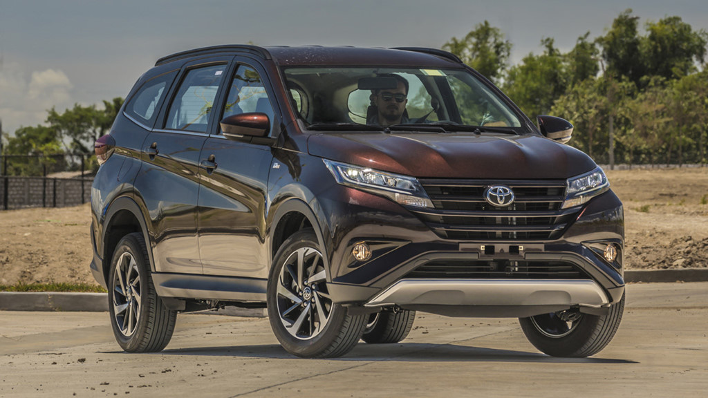 Loạt ôtô 7 chỗ nhập khẩu sắp bán tại Việt Nam