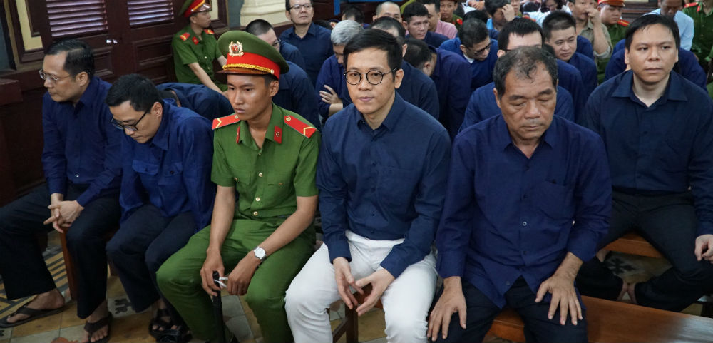 Phạm Công Danh, Trầm Bê mệt mỏi hầu tòa