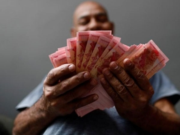 Venezuela có thể lạm phát một triệu % năm nay