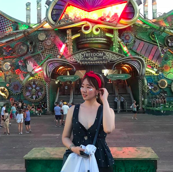 Ngắm nhìn dàn hotgirl đến từ khắp nơi trên thế giới đang hội tụ về Tomorrowland 2018 Ngắm nhìn dàn hotgirl đến từ khắp nơi trên thế giới đang hội tụ về Tomorrowland 2018