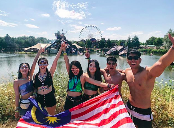 Ngắm nhìn dàn hotgirl đến từ khắp nơi trên thế giới đang hội tụ về Tomorrowland 2018 Ngắm nhìn dàn hotgirl đến từ khắp nơi trên thế giới đang hội tụ về Tomorrowland 2018
