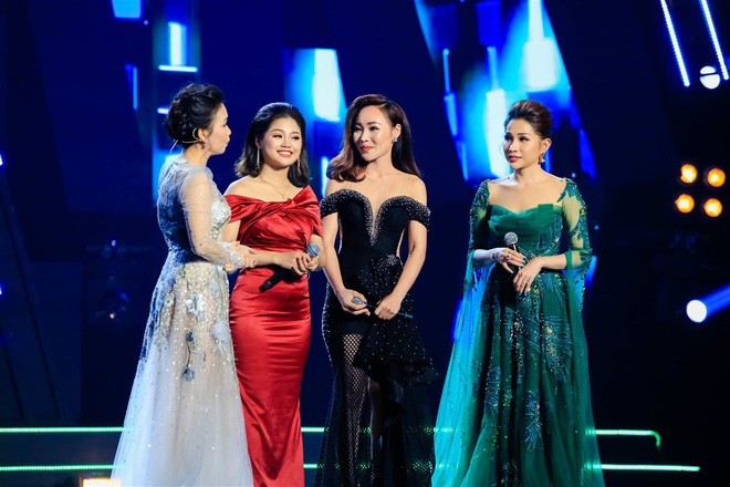Tuyệt đỉnh song ca tập 3: Cẩm Ly từng suýt bỏ nghề vì Minh Tuyết Tuyệt đỉnh song ca tập 3: Cẩm Ly từng suýt bỏ nghề vì Minh Tuyết