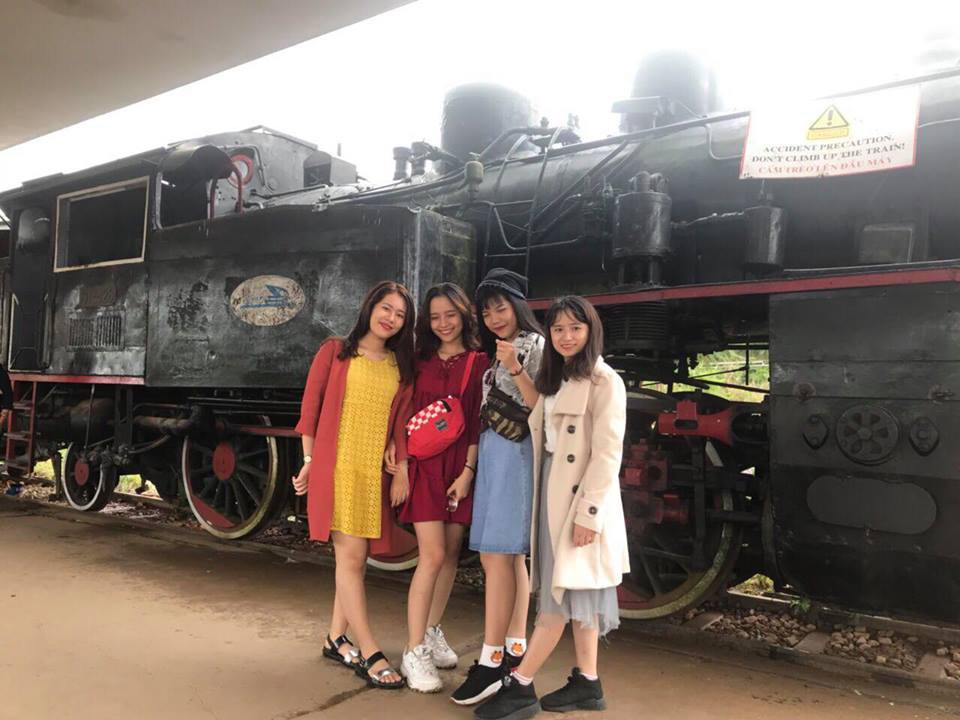 4 khách nữ tố homestay tại Đà Lạt đuổi mình ra đường giữa đêm, ở 2 đêm tính tiền 4, chủ homestay tố ngược khách ồn ào, quậy phá