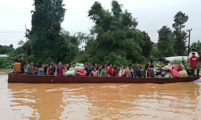 Biển nước nhấn chìm làng mạc Lào sau sự cố vỡ đập thủy điện