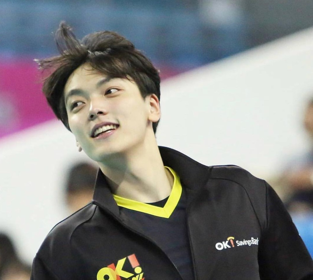 6 hot boy bóng chuyền Hàn Quốc cao trên 1,90 m nổi tiếng trên mạng