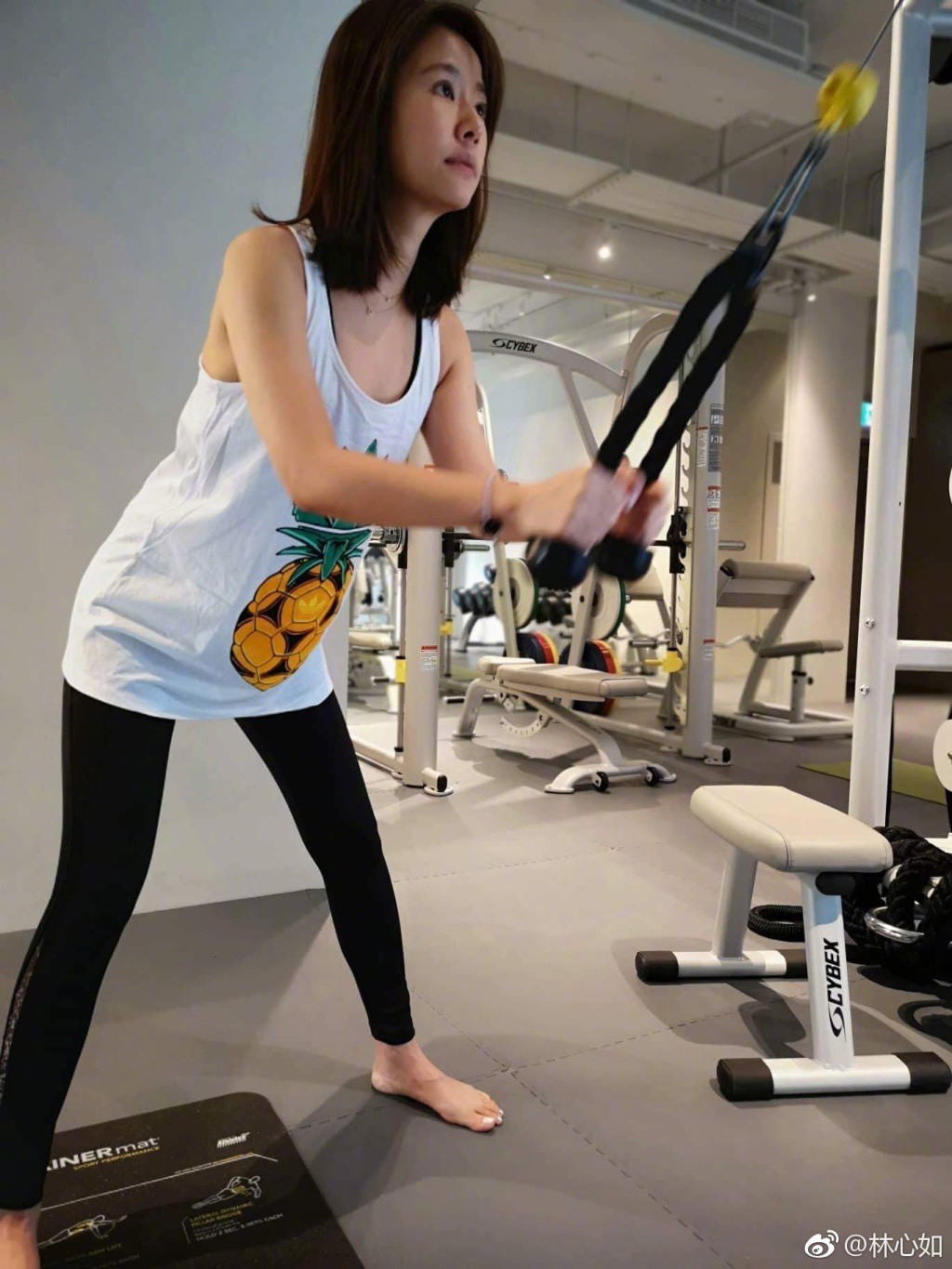 Đua với Triệu Vy, Lâm Tâm Như quyết tâm tập luyện và ăn uống healthy để sở hữu vóc dáng đẹp Đua với Triệu Vy, Lâm Tâm Như quyết tâm tập luyện và ăn uống healthy để sở hữu vóc dáng đẹp