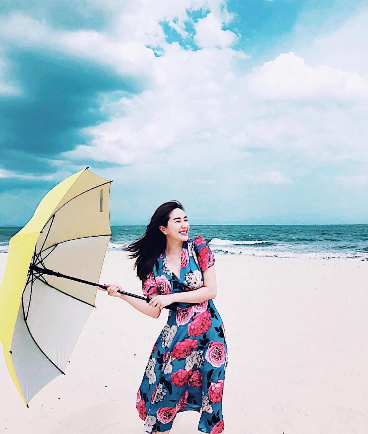 Nhắm mắt thấy mùa hè cùng kiểu váy được Tăng Thanh Hà, Chi Pu yêu mê mệt