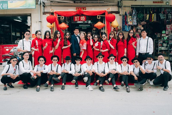 Những dàn bê tráp toàn trai xinh gái đẹp nổi bật hơn cả cô dâu, chú rể