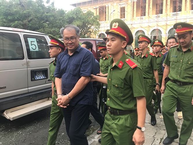 Đại án Ngân hàng Xây dựng:Tòa triệu tập người thoát tội nhờ luật mới