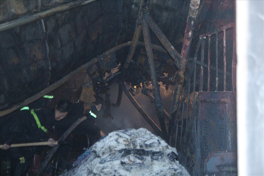 Hiện trường chợ Gạo Hưng Yên tan hoang sau 3 giờ phát hỏa