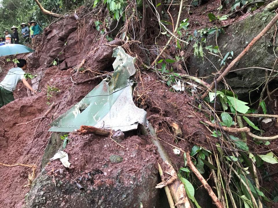 Có thể phi công Su-22 đã bẻ lái để tránh đâm vào nhà dân