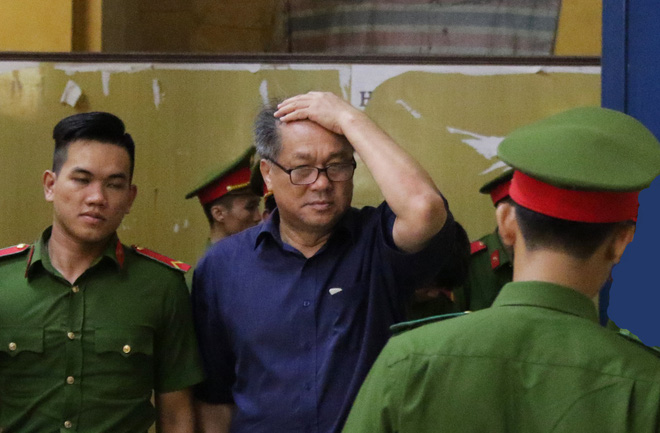 Ông Phạm Công Danh đổ lỗi cho bà Hứa Thị Phấn, xin lại sân vận động Chi Lăng