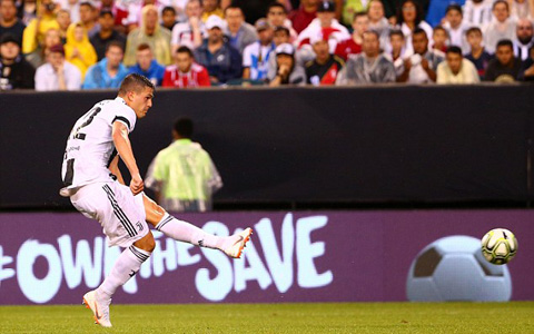 Juventus 2-0 Bayern: Lão bà quật ngã Hùm xám nhờ sao trẻ