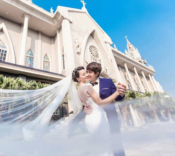 Tuyên bố nếu sau này tớ và cậu cùng ế thì lấy nhau nhé và thế là...