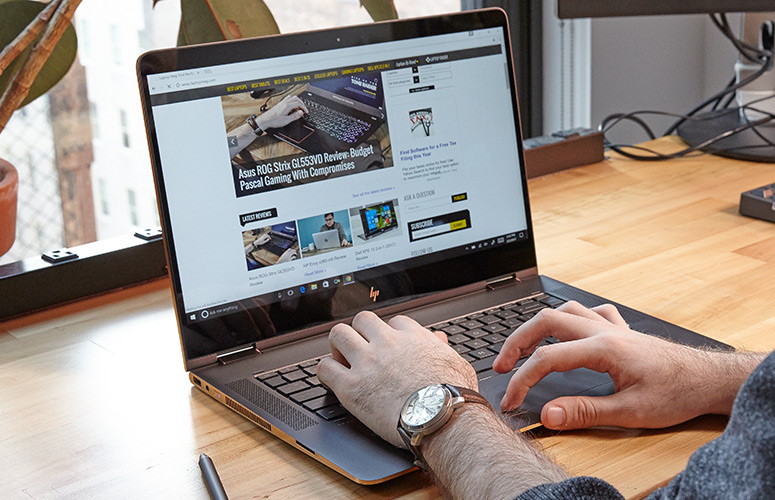 Đây là 9 mẫu laptop mỏng nhẹ, dùng tốt nhất năm 2018