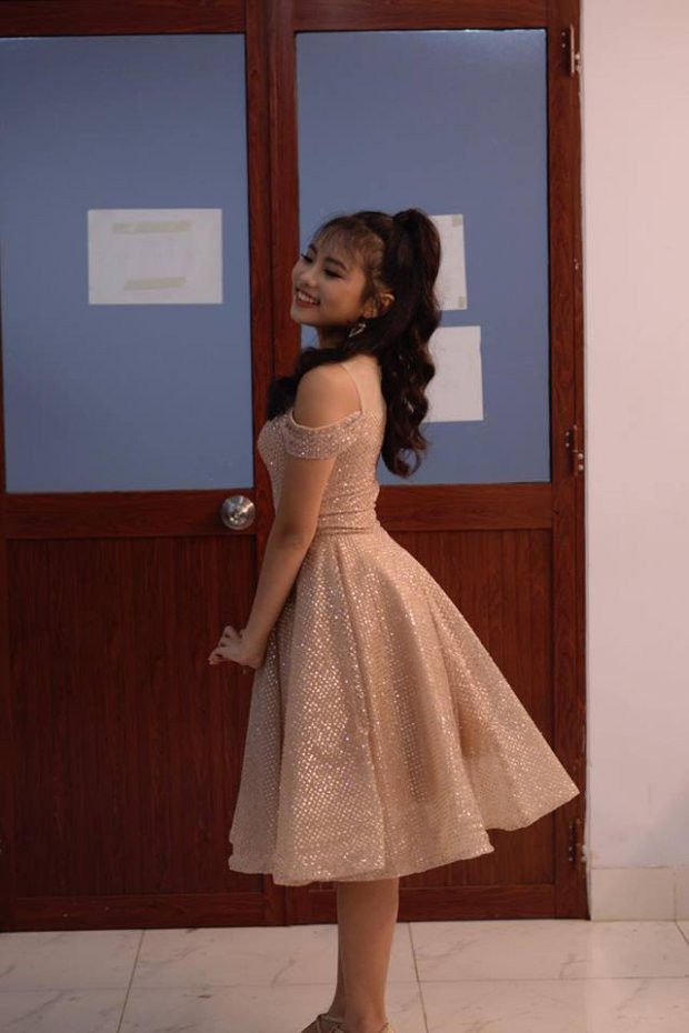 Sao nhí Vbiz lột xác: Người dậy thì lớn phổng phao, người bị chê già dặn vì lạm dụng son phấn