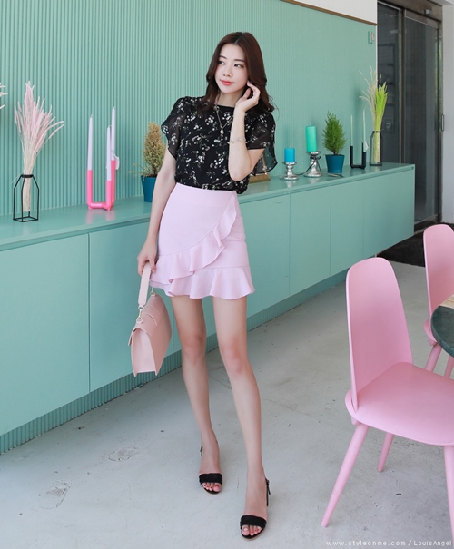 Ngại cưa sừng làm nghé nhưng lại sợ già, cứ sơ mi hoa mà diện