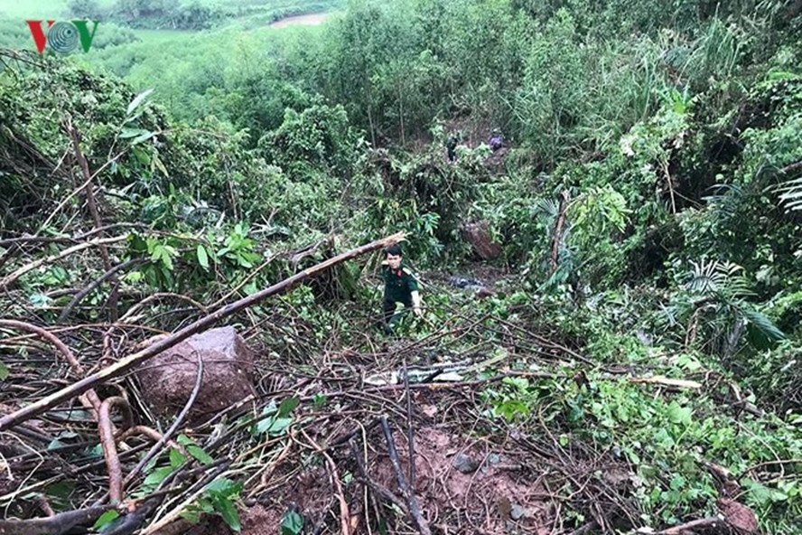 Máy bay quân sự rơi tại Nghệ An: Đã tìm thấy thi thể hai sĩ quan phi công