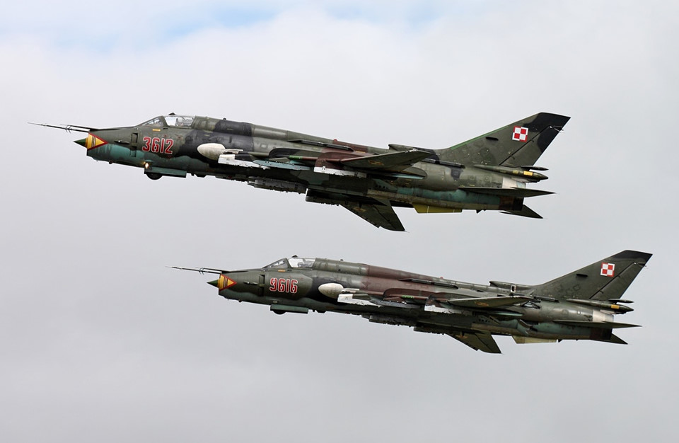 Cường kích Su-22 có thể nhấn chìm chiến hạm 10.000 tấn