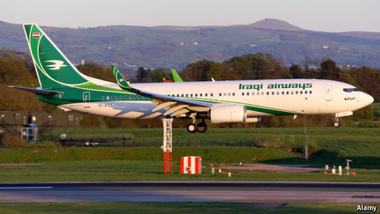 Hai phi công choảng nhau trên độ cao 11.000m vì suất ăn