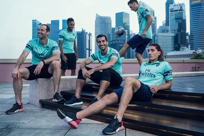 Mkhitaryan: Sự ấm áp ở Arsenal khác hẳn Man United Mkhitaryan: Sự ấm áp ở Arsenal khác hẳn Man United