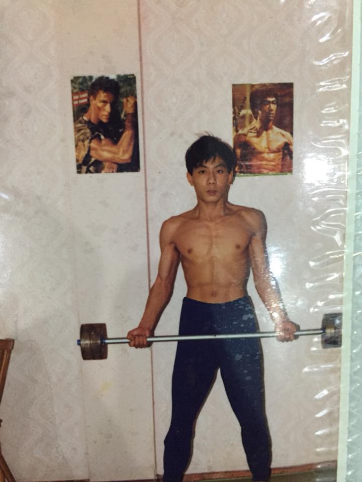 Bố bạn là hotboy đời đầu à?: Câu hỏi của hầu hết cư dân mạng khi thấy cô gái khoe ảnh ngày xưa ơi của bố