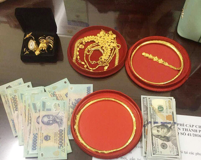 Vờ làm khách, trộm quà mừng cưới của cô dâu