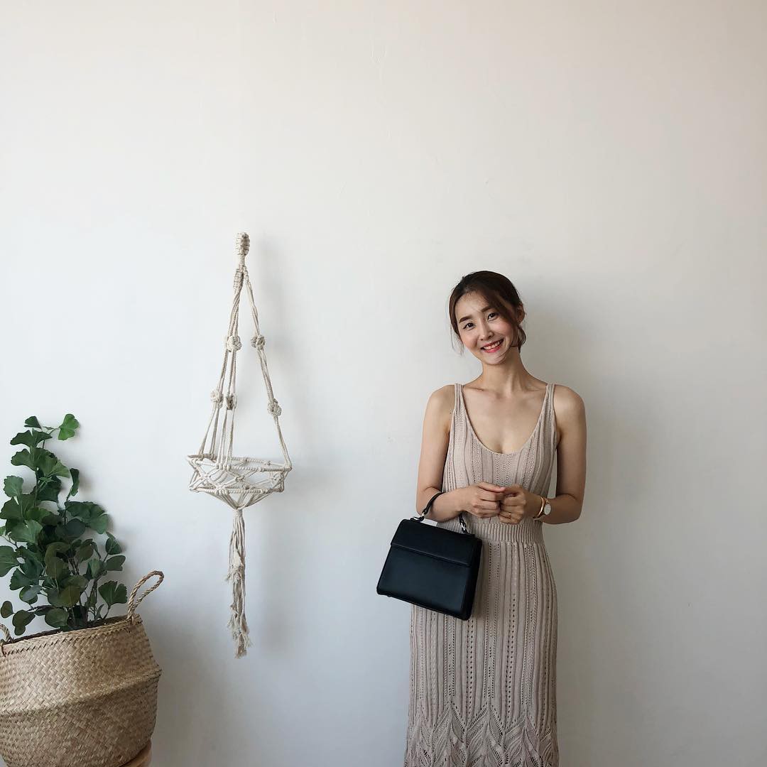 Quanh đi quẩn lại là hết hè, các nàng hãy tranh thủ khoe dáng với loạt items mát mẻ, sexy hết cỡ này