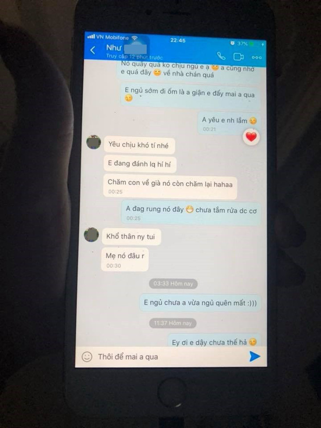 Vụ tố ngoại tình hot nhất MXH hôm nay: Vợ trẻ cay đắng nhìn tình địch đến dự đầy tháng con, vừa hết cữ đã ngậm ngùi ly hôn Vụ tố ngoại tình hot nhất MXH hôm nay: Vợ trẻ cay đắng nhìn tình địch đến dự đầy tháng con, vừa hết cữ đã ngậm ngùi ly hôn