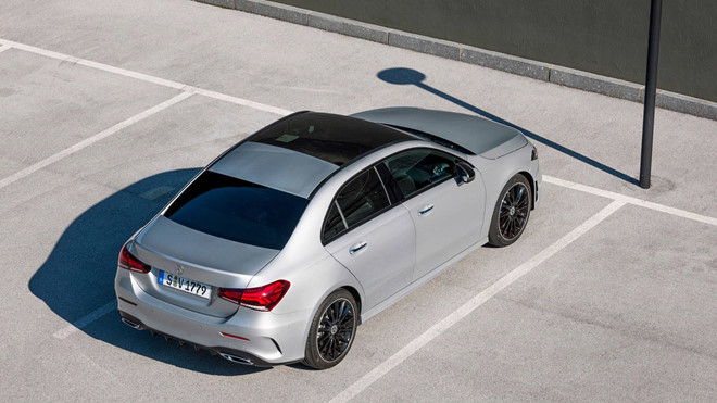 Mercedes-Benz A-Class 2019 ra mắt, đối thủ Audi A3, BMW 1-Series