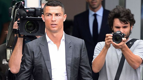 Toà án chấp thuận cho Ronaldo nộp tiền trốn thuế