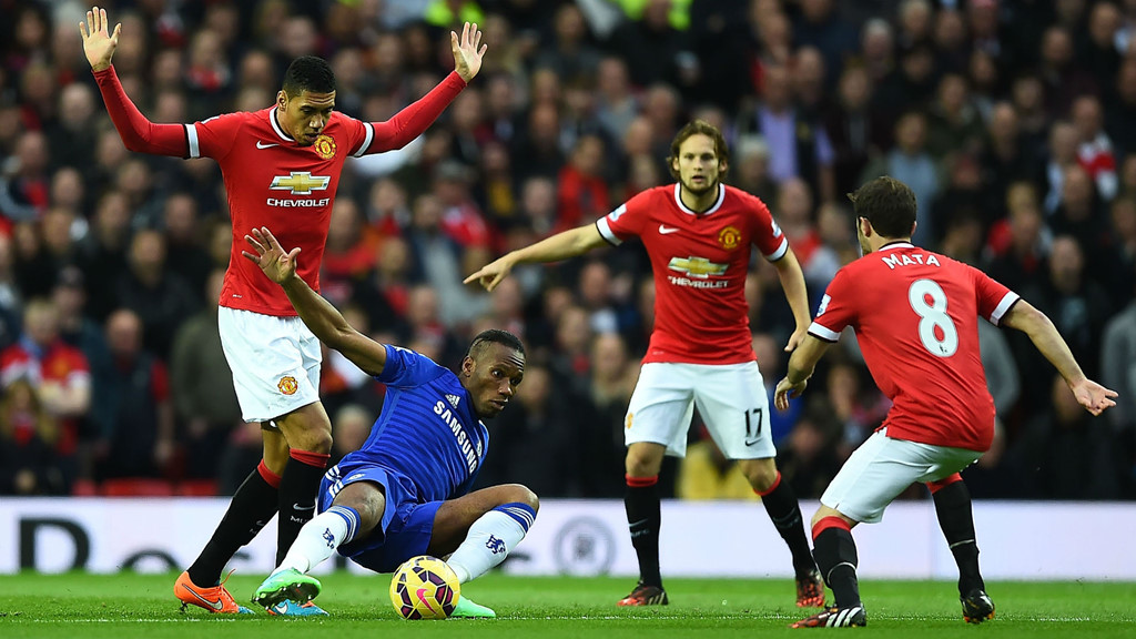 Messi, Ronaldo gặp cơn ác mộng thuế ở Tây Ban Nha như thế nào?