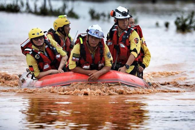5 ngày cứu hộ nạn nhân vỡ đập thủy điện ở Lào