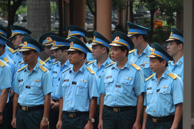 Thi thể hai phi công máy bay Su-22 được đưa về đài hoá thân Hoàn vũ