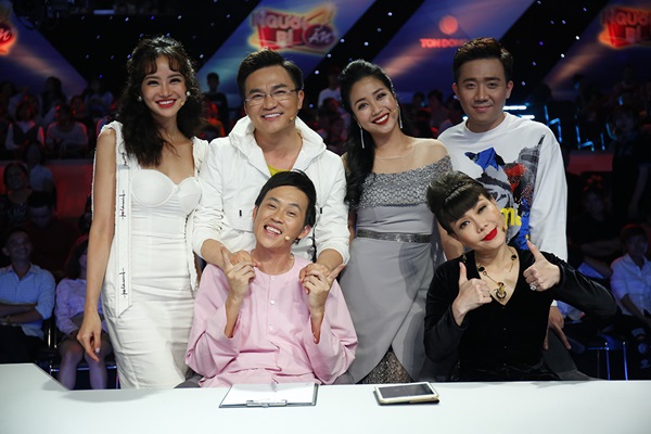 Trấn Thành bị Hoài Linh và Việt Hương dằn mặt ngay trên sóng truyền hình vì suốt ngày đi xin ăn