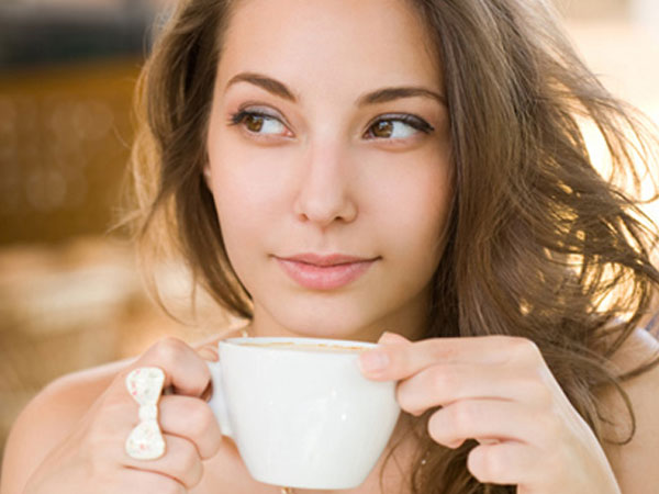 5 thói quen buổi sáng gây hại sức khỏe nhiều người mắc