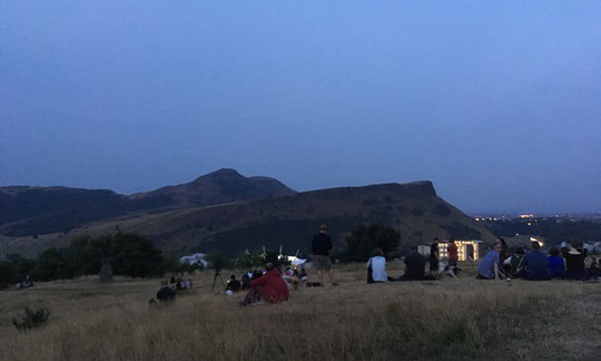 Cận cảnh trăng máu kỳ ảo - nguyệt thực dài nhất thế kỷ