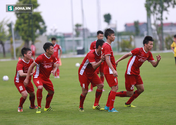 U23 Việt Nam luyện tuyệt chiêu như tuyển Anh, Đình Trọng báo tin vui cho thầy Park